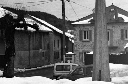 Fontaine du village sous la neige