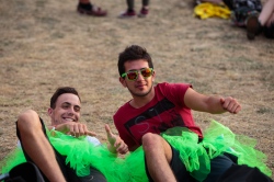 Festivaliers au Chien a Plumes