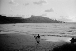 Surfers à Ghajn tuffieha